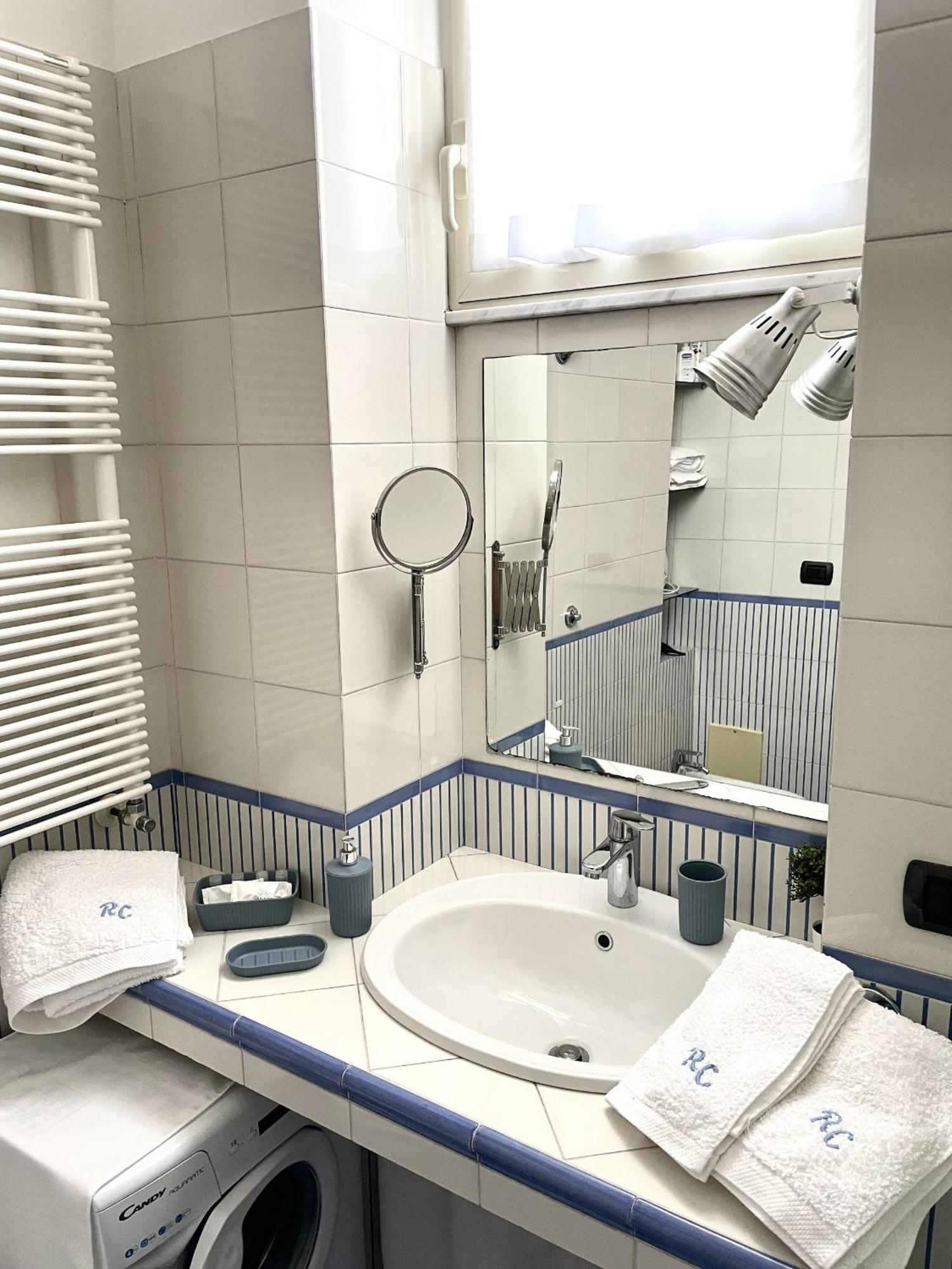 Residenza Chiaia Bed and Breakfast Νάπολη Εξωτερικό φωτογραφία